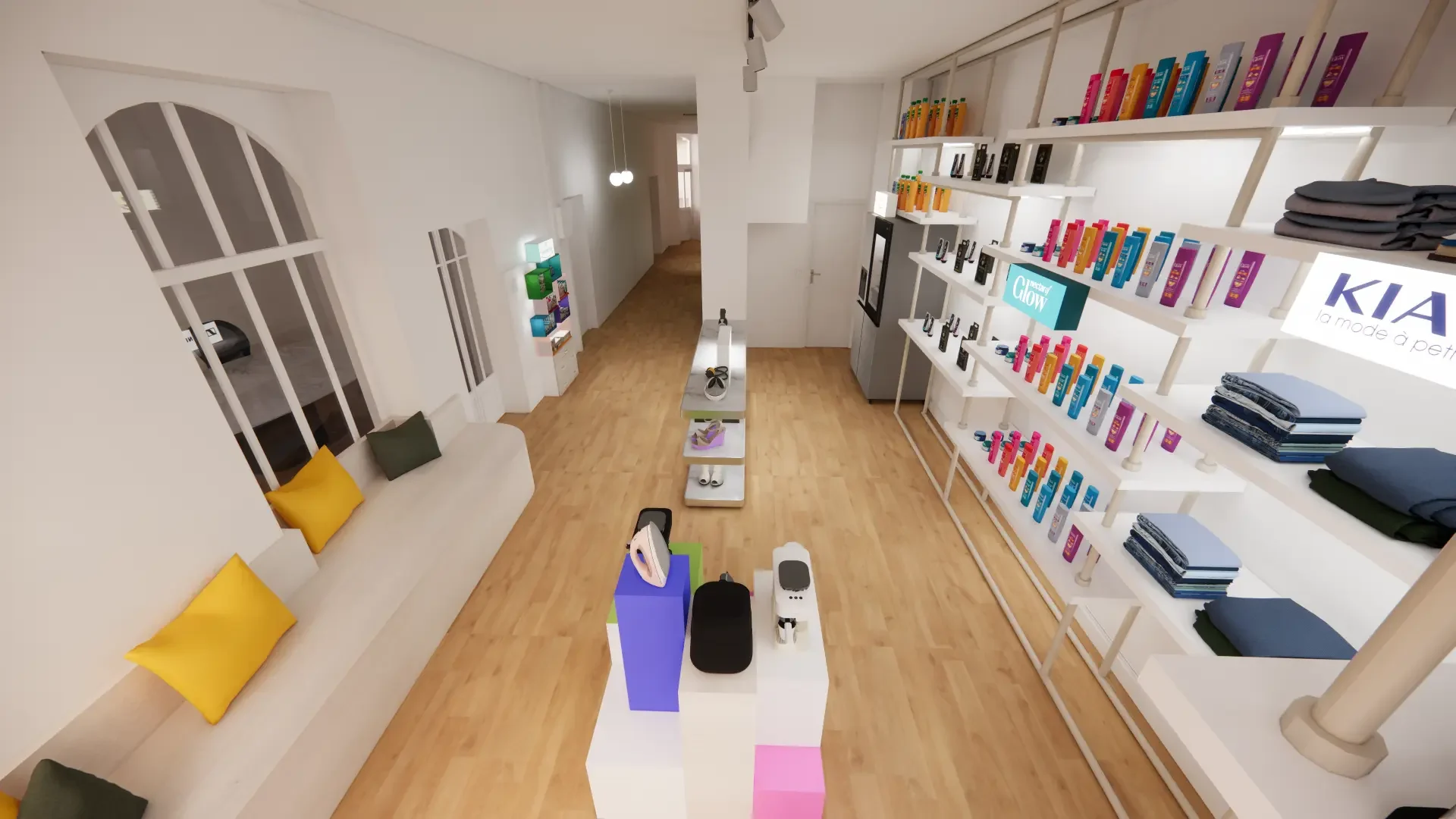 L’allée du show room entre la banquette et le linéaire Kiabi